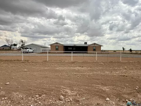25 Half Trak, Artesia, NM 88210