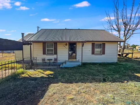 1411 V Ave, Eunice, NM 88231