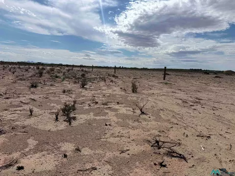 SE Lagremas, Deming, NM 88030