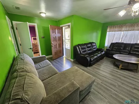 Living - 2600 Sheldon St, Clovis, NM 88101 photo 2 of 4