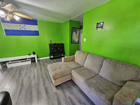 Living - 2600 Sheldon St, Clovis, NM 88101 photo 1 of 4
