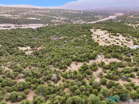 240 Sedillo Hill Road Rd, Tijeras, NM 87059