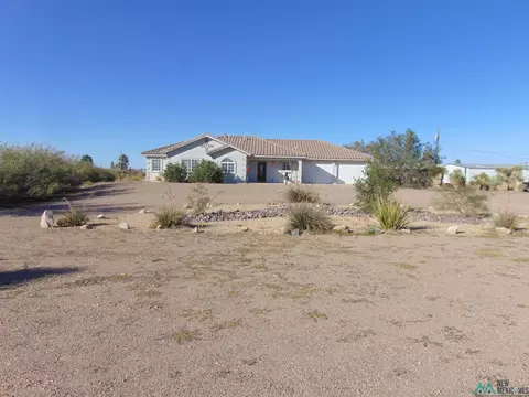 1625 SW Dona Ana, Deming, NM 88030