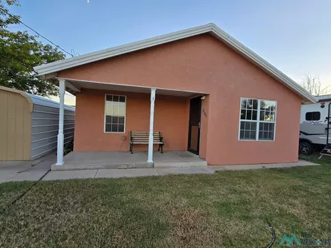 2305 W Jackson St, Carlsbad, NM 88220