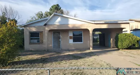 303 E Bonney St, Roswell, NM 88203