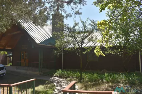 6 N Kingston St, Kingston, NM 88042
