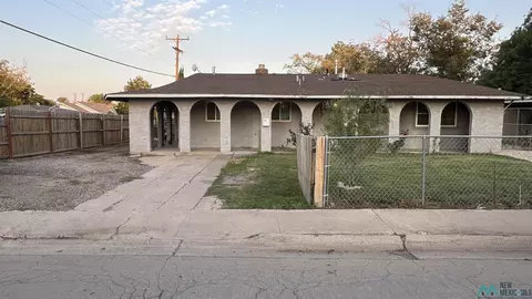 909 N Orchard Ave, Roswell, NM 88201