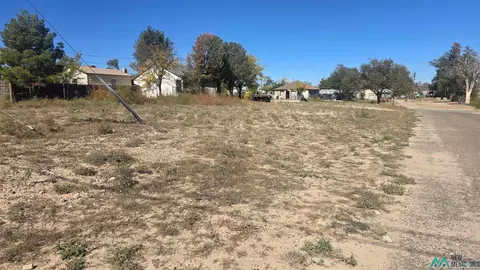W. 11th St, Roswell, NM 88201