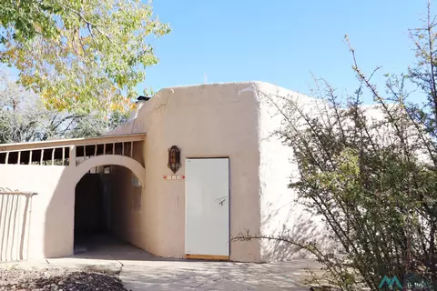 613 E 35th Pl, Silver City, NM 88061