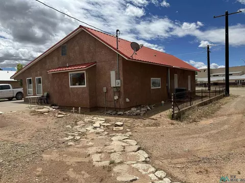 646 E Ave E Ave, Fort Sumner, NM 88119