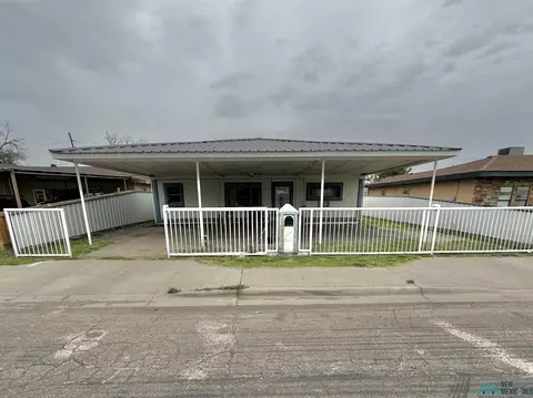 1302 S Mckinley St, Hobbs, NM 88240
