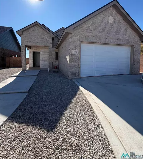 1101 E Aventura Ln, Hobbs, NM 88240