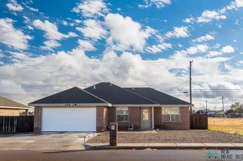 105 Sombrero Rd, Clovis, NM 88101