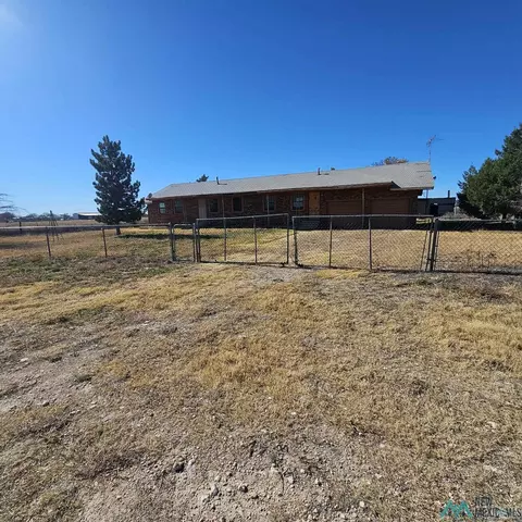 432 S Roosevelt Road V, Portales, NM 88130
