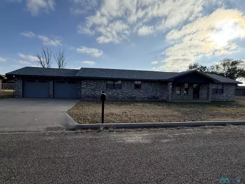 1114 Gemini Cir, Portales, NM 88130