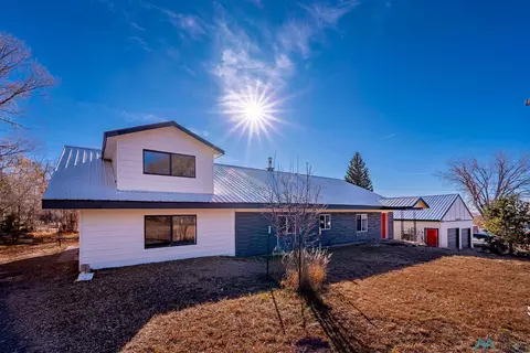 1131 Lincoln Ave, Raton, NM 87740