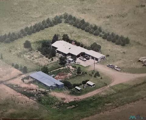 700 Vandiver Rd, Sedan, NM 88436