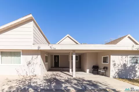 1308 W Luckey St, Carlsbad, NM 88220