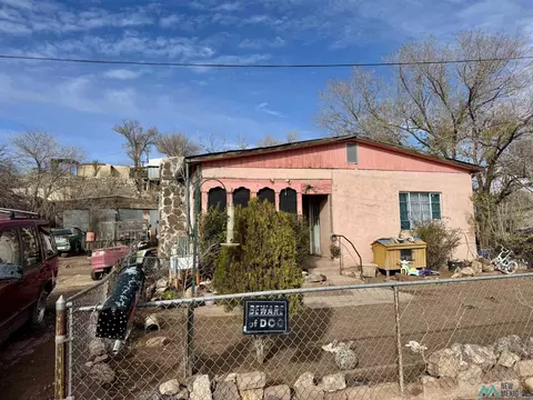 1318 Peel St, Grants, NM 87020