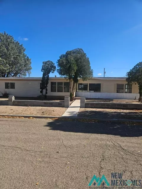 1519 S 9th St, Deming, NM 88030