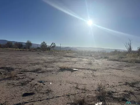 30 St Francis Ty Ft Sts, Tularosa, NM 88352