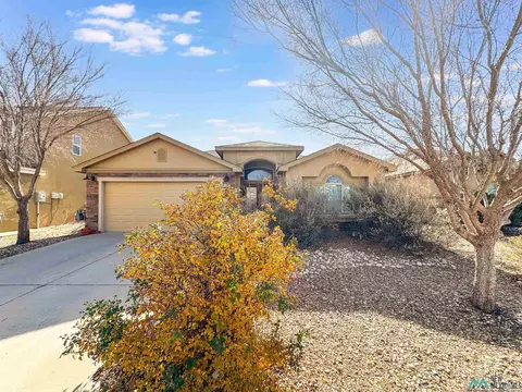 5017 W Dark Horse, Hobbs, NM 88240