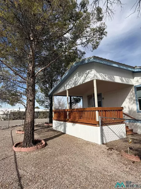 303 Calle Del Corte St, Elephant Butte, NM 87935 photo 3