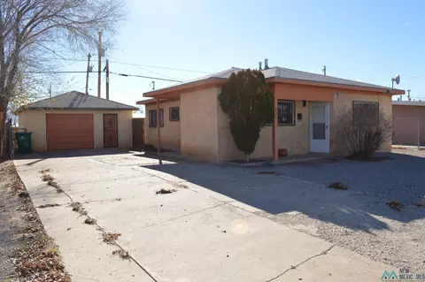 805 Truman Ave, Grants, NM 87020