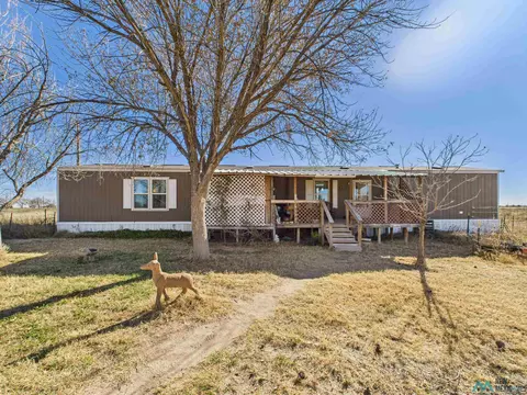 2006 Isler Rd, Roswell, NM 88201