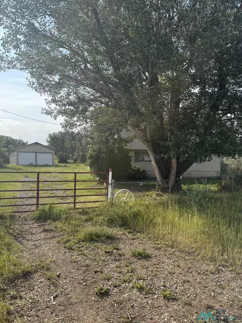 194 State Rd 573 Rd, Tierra Amarilla, NM 87575