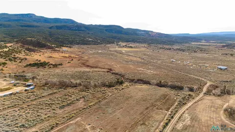 1 Tierra Santa, Youngsville, NM 87064