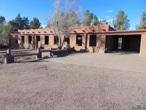 6135 SW Paintbrush, Deming, NM 88030