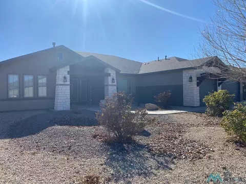 1733 Highwood Ave, Hobbs, NM 88240