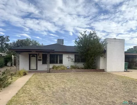 700 E Permian Dr, Hobbs, NM 88240