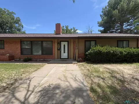 300 E Linda Vista Blvd, Roswell, NM 88201