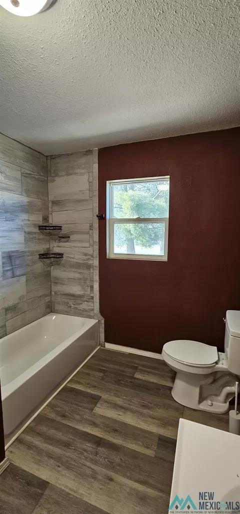 Bath - 1613 Sheldon St, Clovis, NM 88101 photo 3 of 3