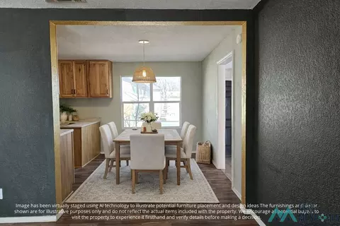 Dining - 1613 Sheldon St, Clovis, NM 88101 photo 1 of 1