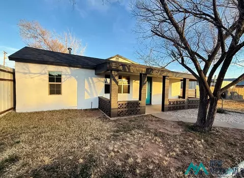 211 Edwards St, Clovis, NM 88101