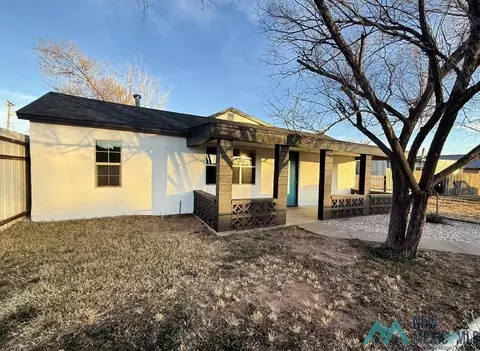 211 Edwards St, Clovis, NM 88101