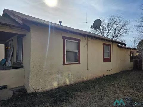 Exterior - 1212 Wallace St, Clovis, NM 88101 photo 4 of 4