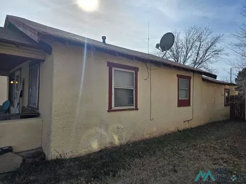 Exterior - 1212 Wallace St, Clovis, NM 88101 photo 4 of 4