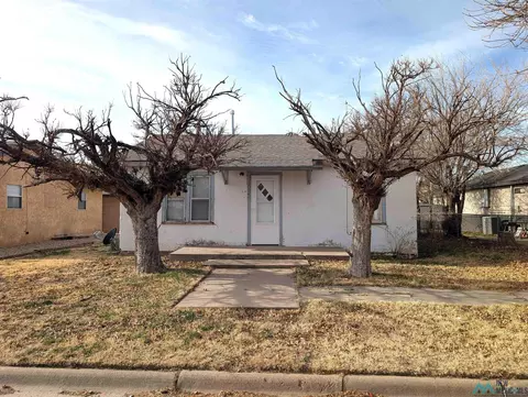 1004 S Ave A Ave, Portales, NM 88130