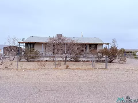 420 San Mateo, Elephant Butte, NM 87935