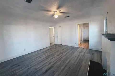 1312 Rencher, Clovis, NM 88101 photo 4