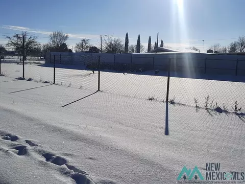 317 E Summit St, Roswell, NM 88201