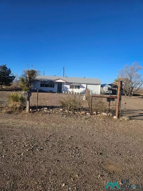 16285 Coyote Rd SE, Deming, NM 88030