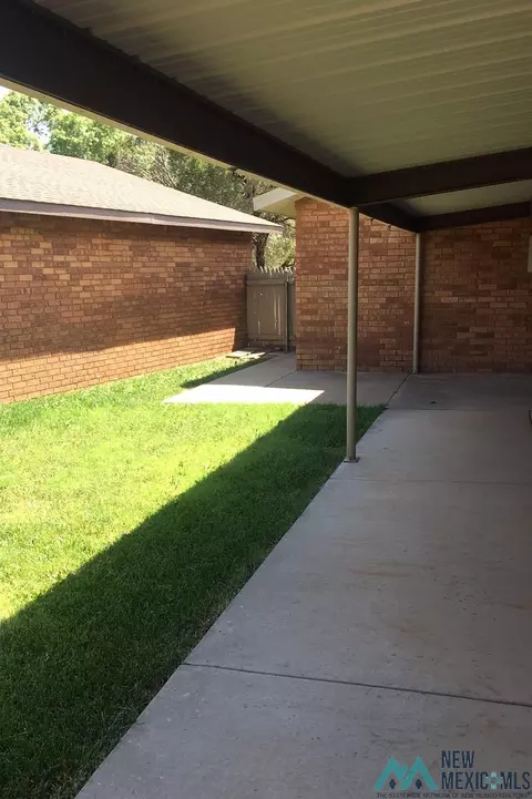 Exterior - 208 Lakeview Ter, Clovis, NM 88101 photo 7 of 9