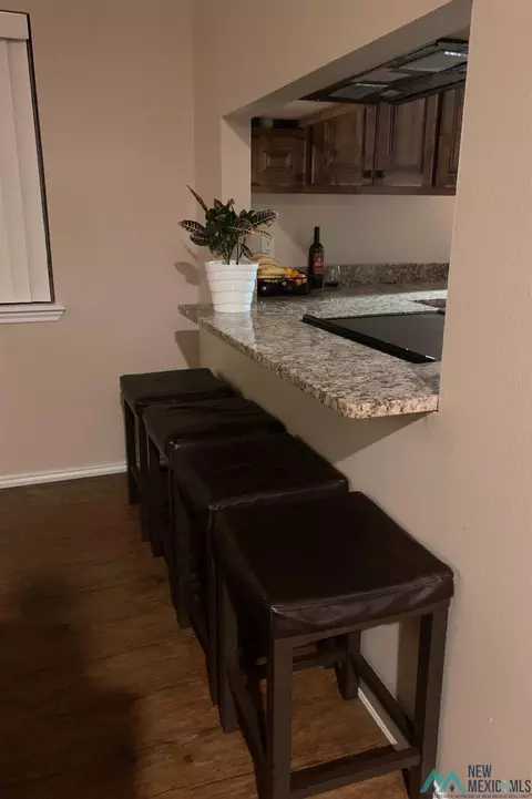 Kitchen - 208 Lakeview Ter, Clovis, NM 88101 photo 2 of 7