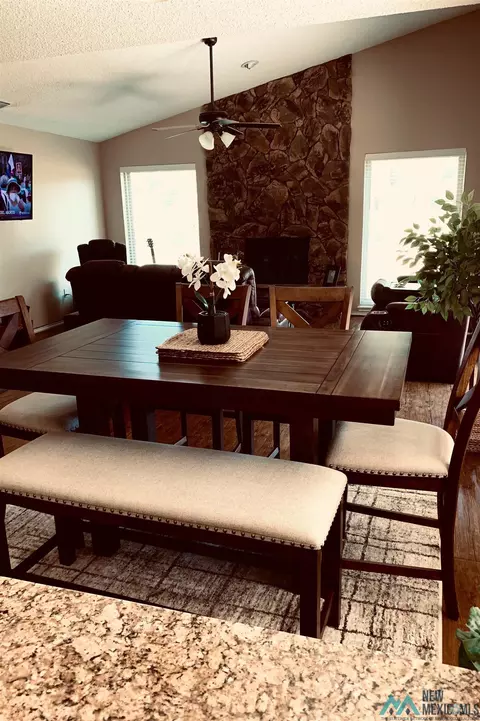 Dining - 208 Lakeview Ter, Clovis, NM 88101 photo 2 of 2