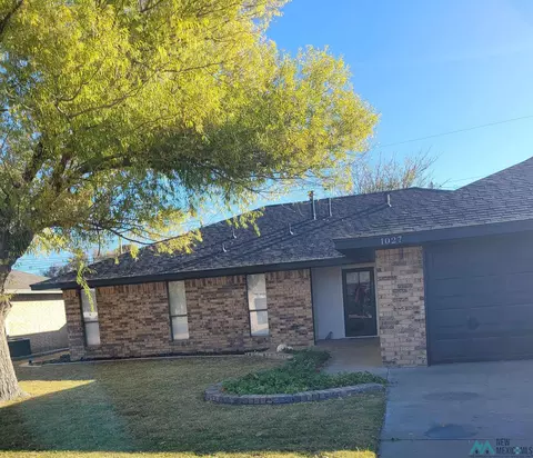 1027 W Pueblo Ave, Hobbs, NM 88240